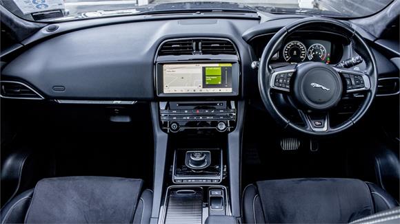 2017 Jaguar F-PACE S 3.0P 4WD 8AT Wagon
