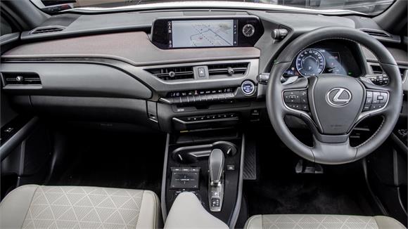 2022 Lexus UX 300 e Limited EV