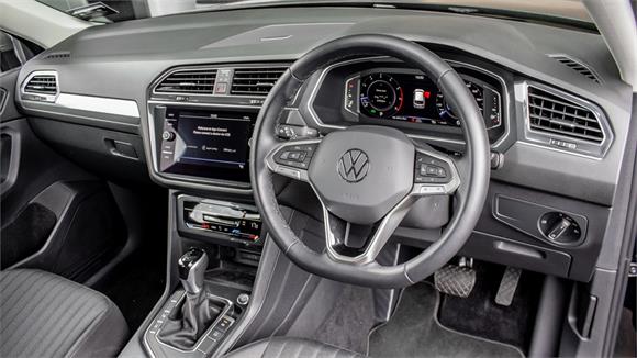 2023 Volkswagen Tiguan TSI Life DSG