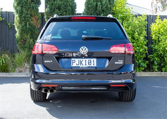 2014 Volkswagen Golf R-Line 1.4TSi Wagon