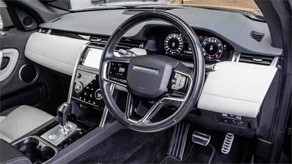 2021 Land Rover Discovery Sport P200 R-Dynamic Edition 2