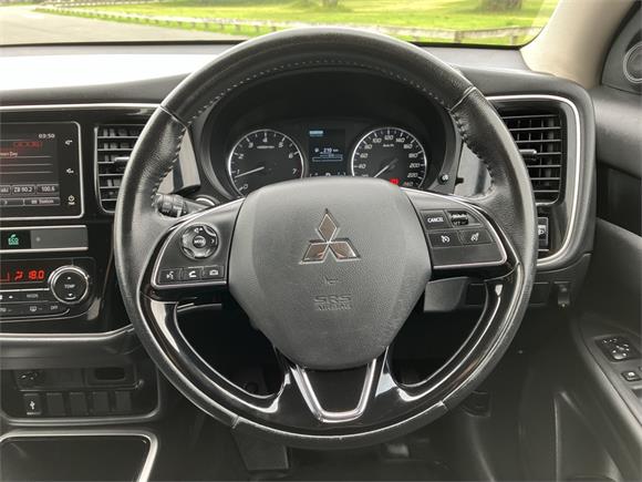 2019 Mitsubishi Outlander LS 2.4P 4WD SUV