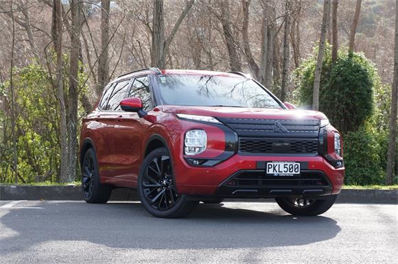 Mitsubishi Outlander VRX 2.5P 4WD 2022