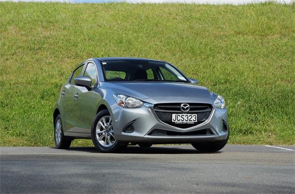 Mazda 2 GLX 1.5P/6AT/HA/5DR 2015