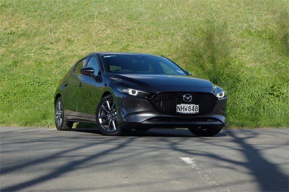 Mazda 3 Limited 2.5P Hatch 2021