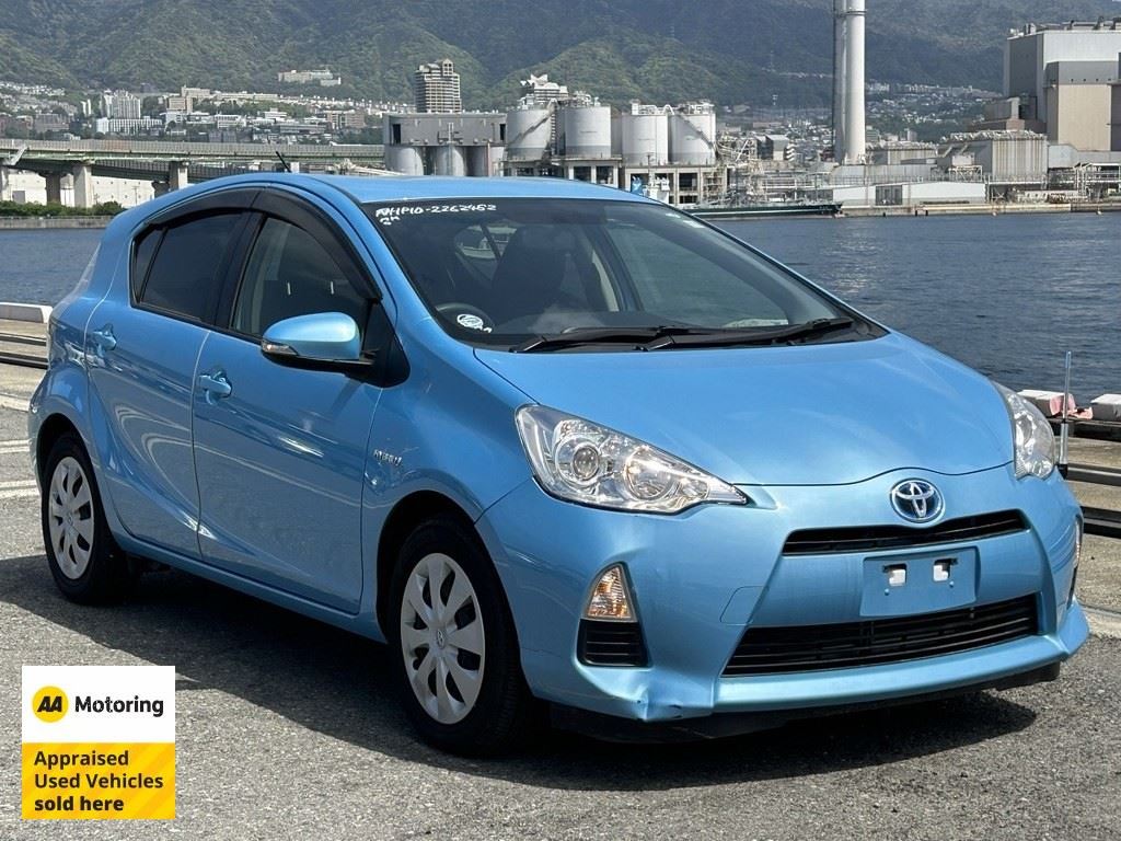 Toyota Aqua 2013