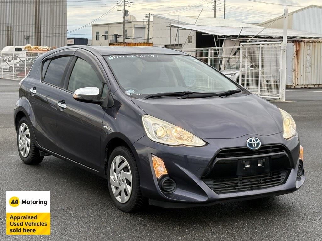 Toyota Aqua 2015