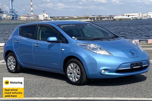 2014 Nissan LEAF