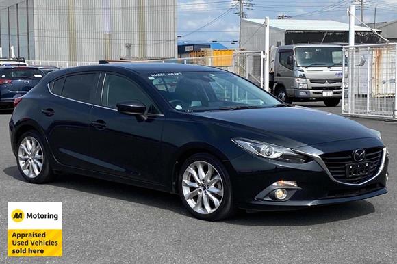 2014 Mazda Axela