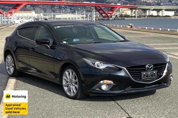 2014 Mazda Axela