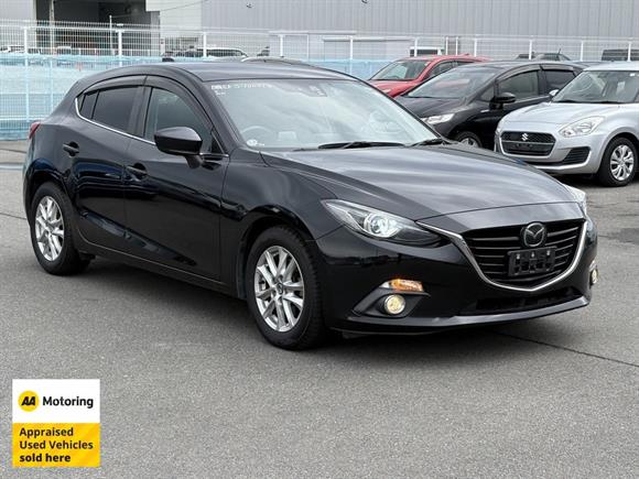 2013 Mazda Axela