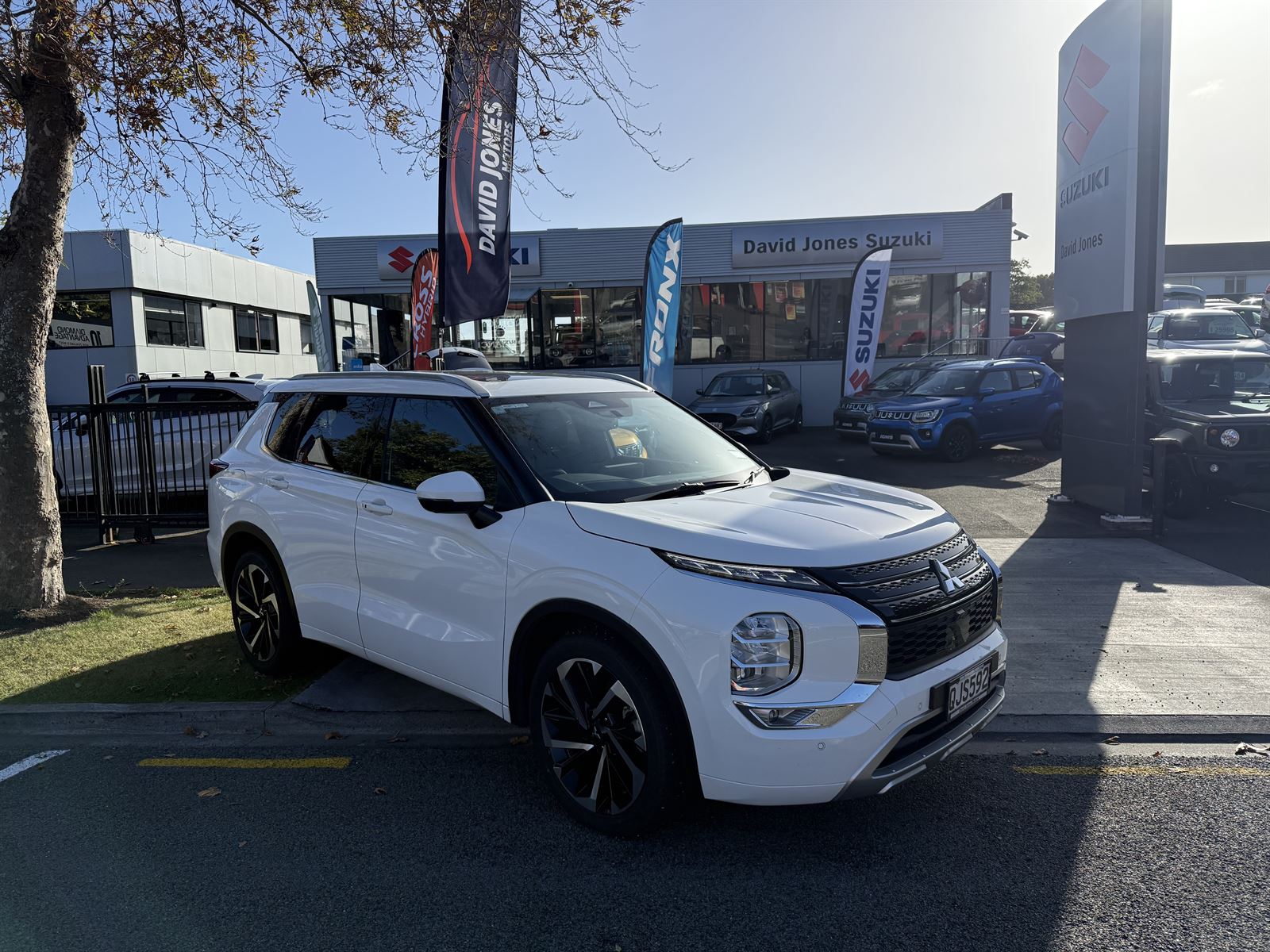 Mitsubishi Outlander 2024