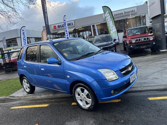 Chevrolet Cruze 2004