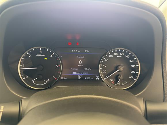 New Nissan Navara SL