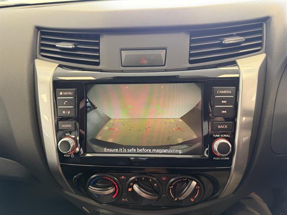 New Nissan Navara SL