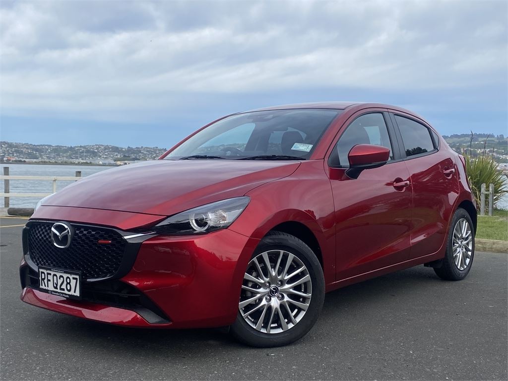Mazda 2 2025