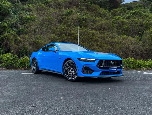 Ford Mustang Fastback GT 5.0 2025
