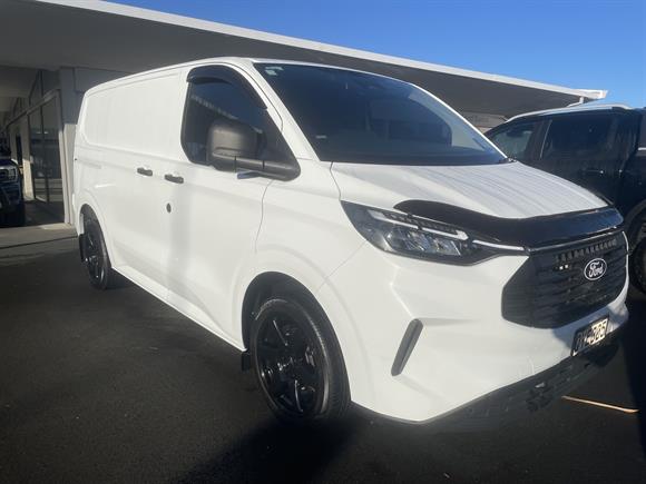 Ford Transit CUSTOM 320 SWB 2024