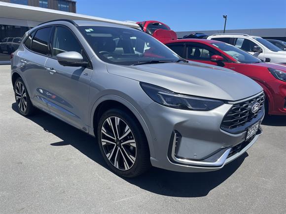 Ford Escape ST-LINE X AWD FHEV 2025