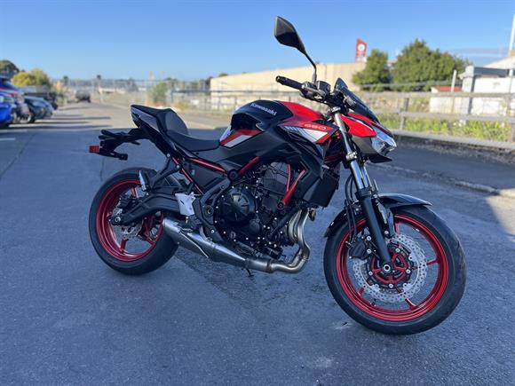 Kawasaki Z650 LAMS 2024