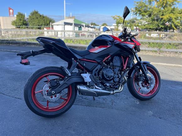 New Kawasaki Z650 LAMS