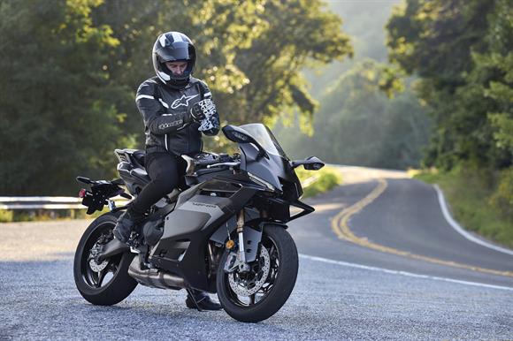 New Yamaha YZF R9