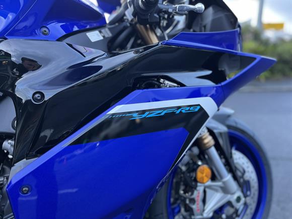 New Yamaha YZF R9