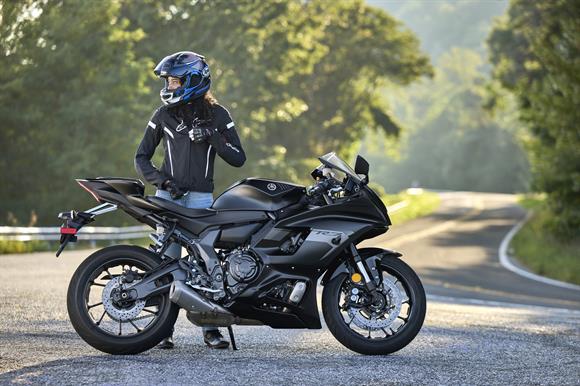New Yamaha YZF-R7 R7 LAMS IN STORE