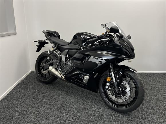 Yamaha YZF-R7 R7 LAMS IN STORE 2025