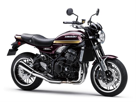 Kawasaki Z900RS SAVE $1250 2025