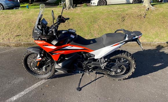 2023 KTM 890 Adventure S