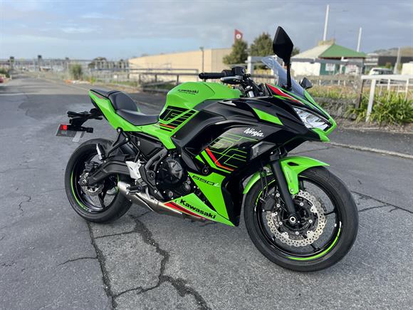 Kawasaki EX650 NINJA 650 L 2024