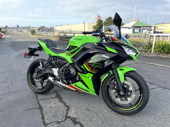2024 Kawasaki EX650 NINJA 650 L