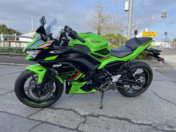 2024 Kawasaki EX650 NINJA 650 L
