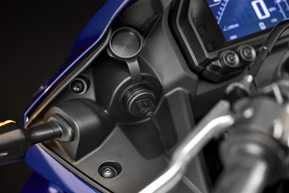 New Yamaha YZF-R3 R3 IN STORE