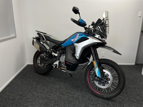 CFMoto 800MT-X 2025