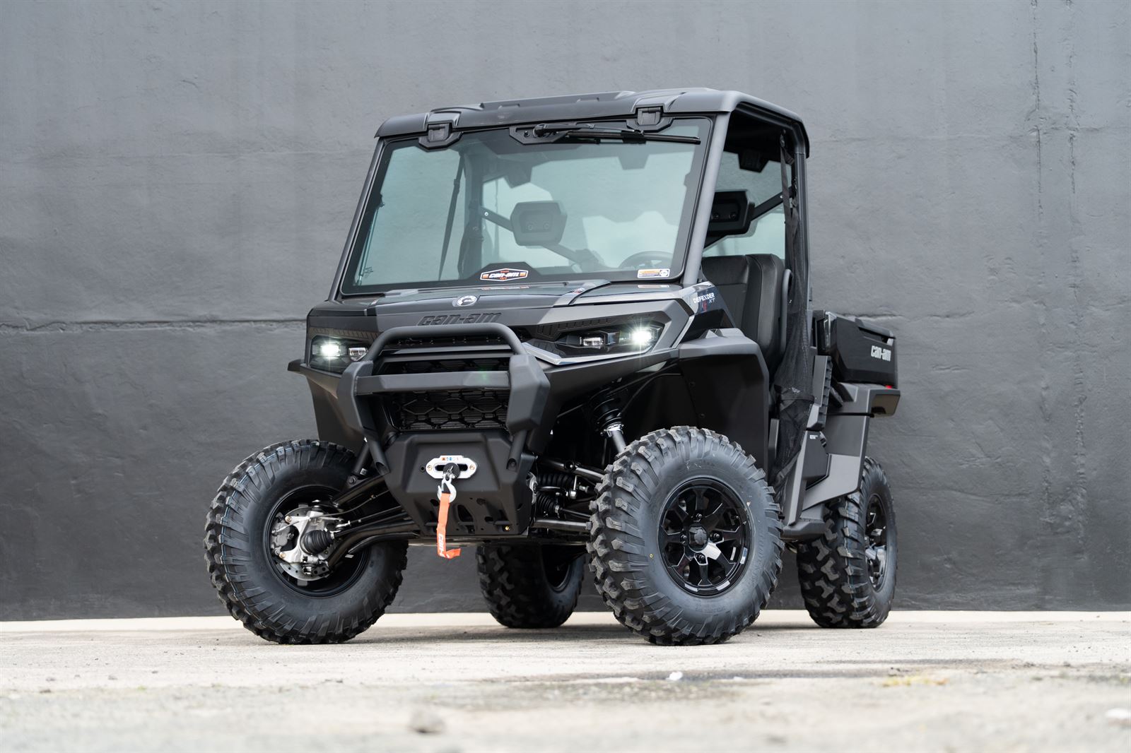 Can-Am Defender 2026