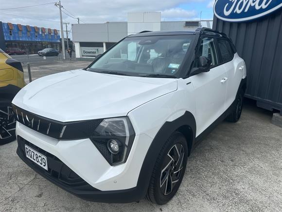 Mahindra XUV 3XO 3XO AX7L 2026