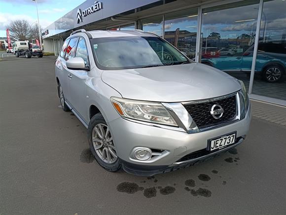 Nissan Pathfinder ST AWD 2015