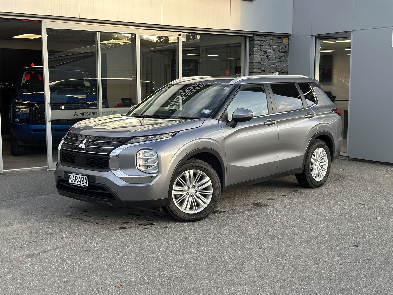 Mitsubishi Outlander 2025