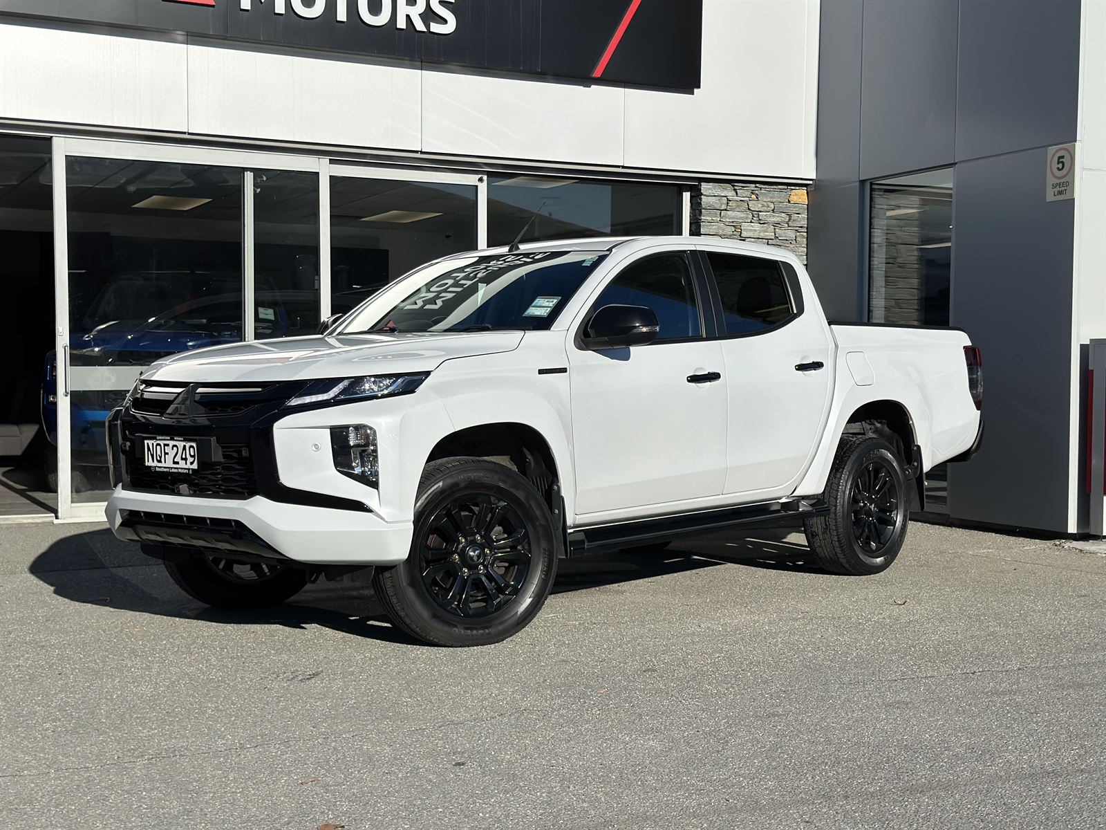 Mitsubishi Triton 2021