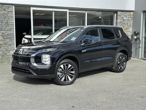 Mitsubishi Outlander PHEV LS (S-AWC) 2026
