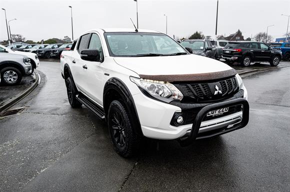 Mitsubishi Triton GLS 2.4TD 4WD  SALE 2018