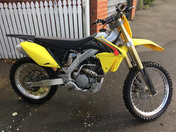 Suzuki RM-Z250 2015