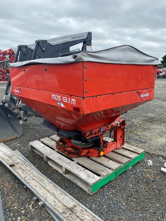Kuhn Spreader 2012