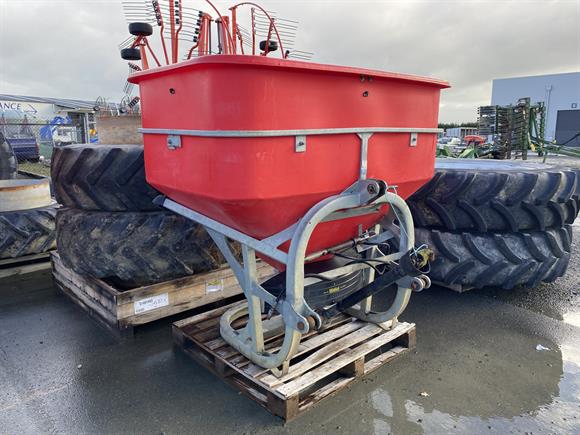 Walco Spreader