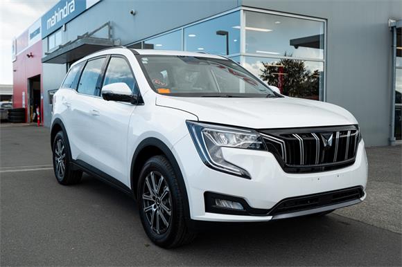 Mahindra XUV700 2024