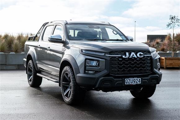 Jac T9 2.0D/4Wd/8At 2025