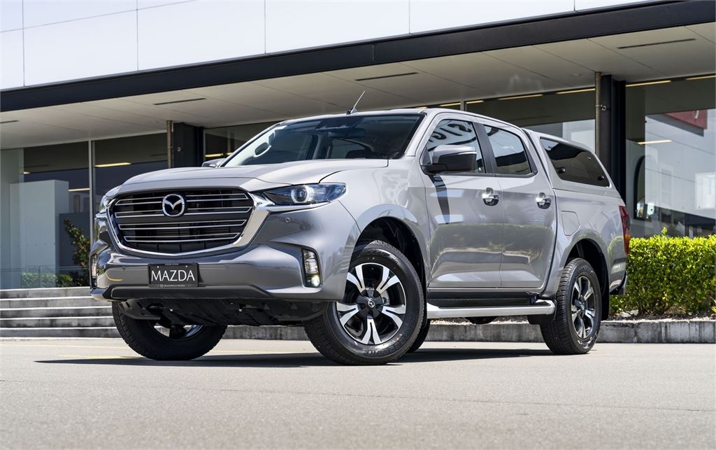 Mazda BT-50 2024