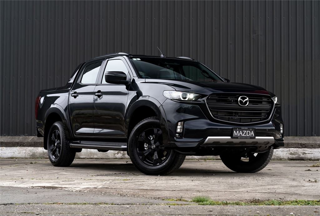 Mazda BT-50 2024